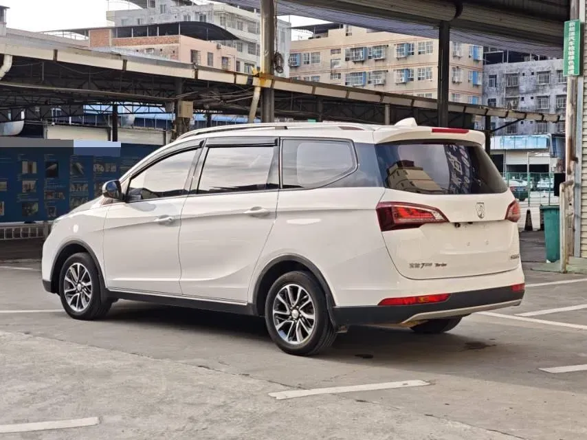 2019 BaoJun 730 1.5T 150HP L4 6MT,autocango,china used car exporter,china ev exporter,chinese used car exporter,chinese used ev exporter