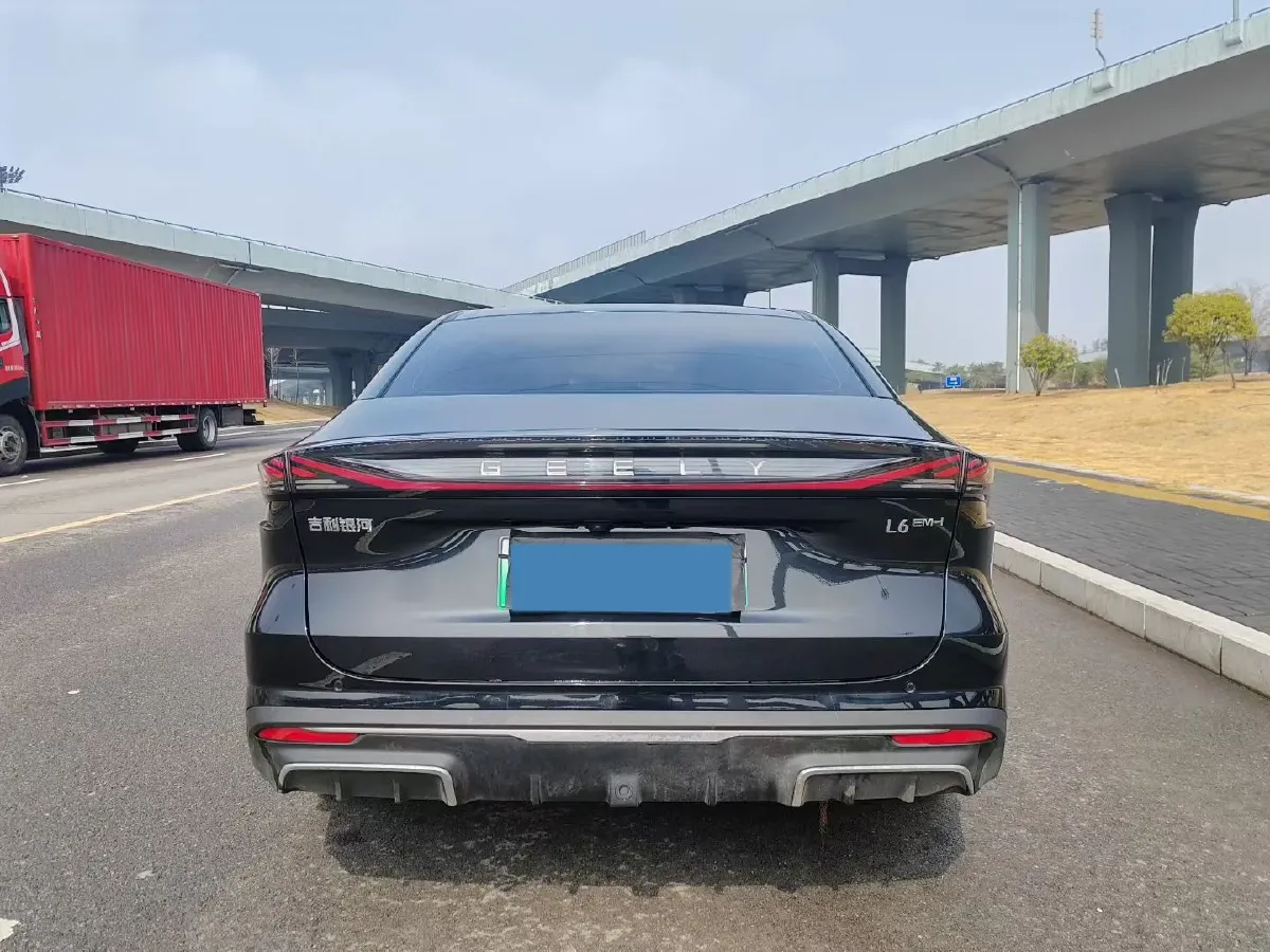 2025 Geely Galaxy A7 1.5L 112HP L4 1DHT PHEV,autocango,china used car exporter,china ev exporter,chinese used car exporter,chinese used ev exporter