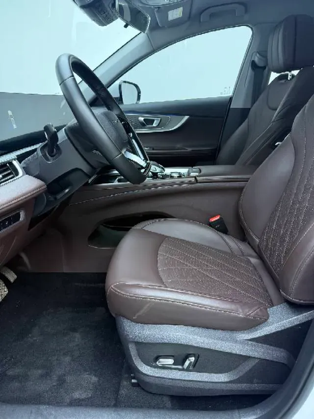 2022 Chery Tiggo 8 PRO 1.6T 197HP L4 7DCT,autocango,china used car exporter,china ev exporter,chinese used car exporter,chinese used ev exporter