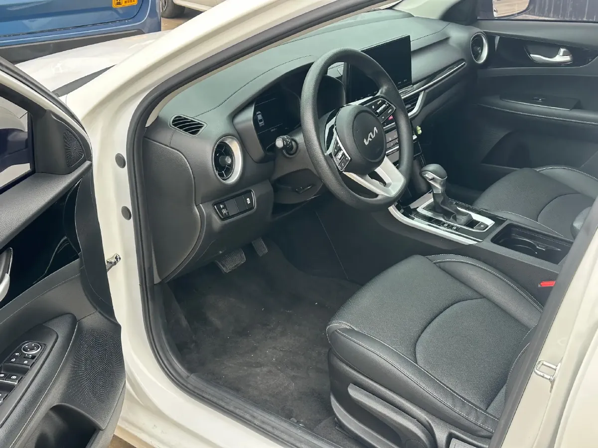 2021 Kia K3 1.5L 115HP L4 CVT,autocango,china used car exporter,china ev exporter,chinese used car exporter,chinese used ev exporter