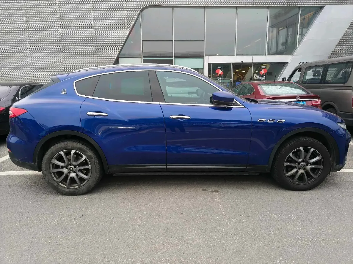 2019 Maserati Levante 3.0T 350HP V6 8AT,autocango,china used car exporter,china ev exporter,chinese used car exporter,chinese used ev exporter