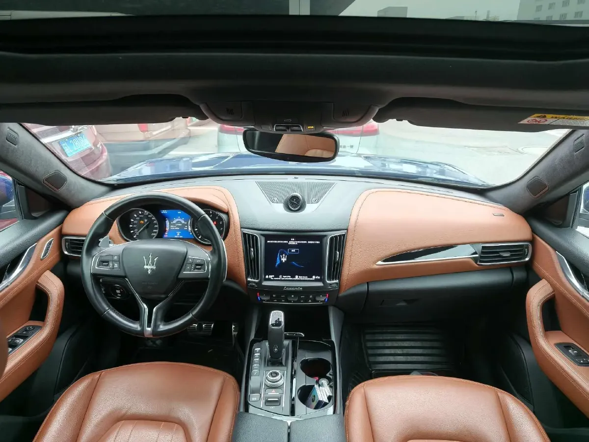 2019 Maserati Levante 3.0T 350HP V6 8AT,autocango,china used car exporter,china ev exporter,chinese used car exporter,chinese used ev exporter