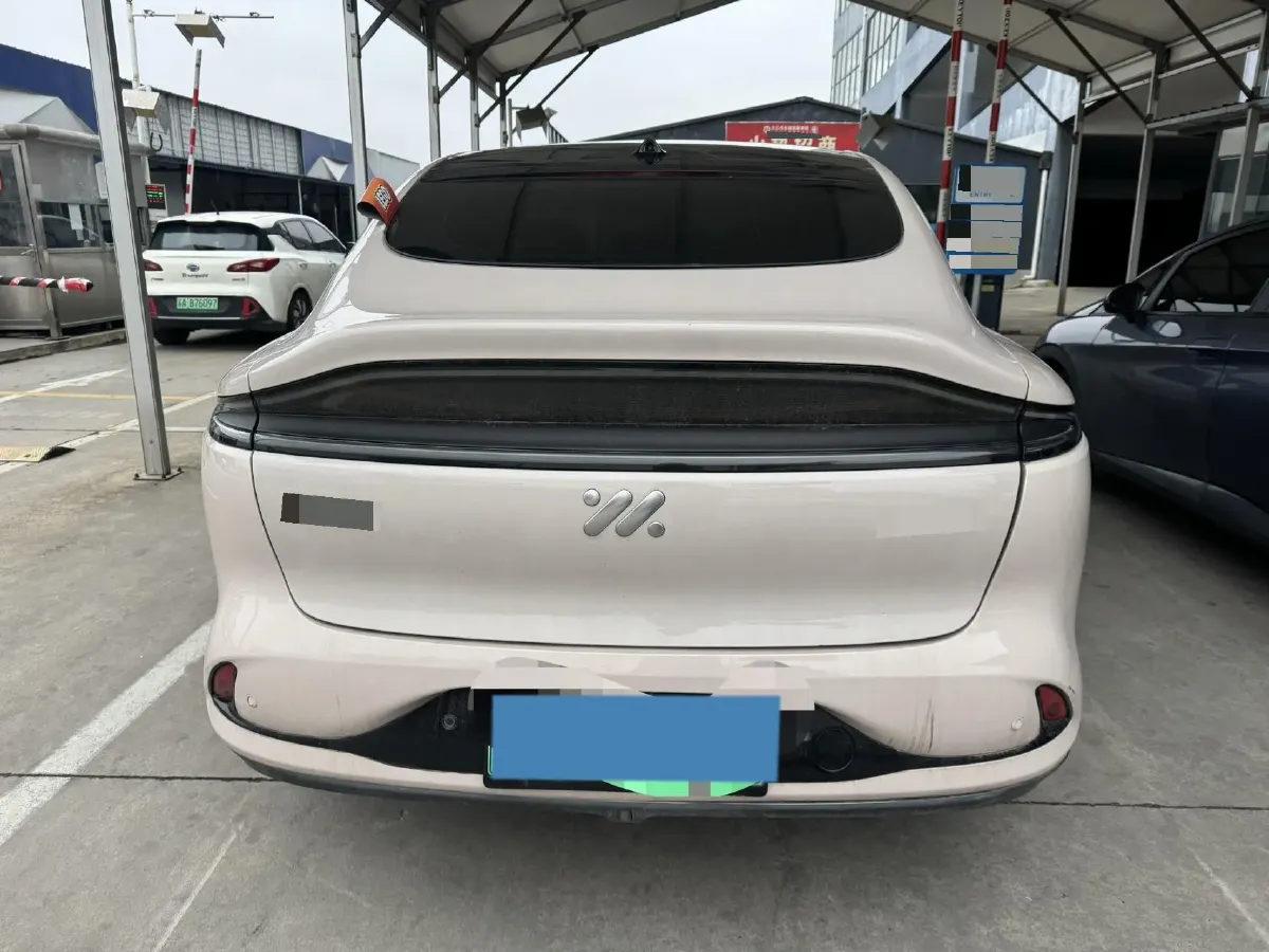 2023 IM LS6 BEV 71KWH,autocango,china used car exporter,china ev exporter,chinese used car exporter,chinese used ev exporter