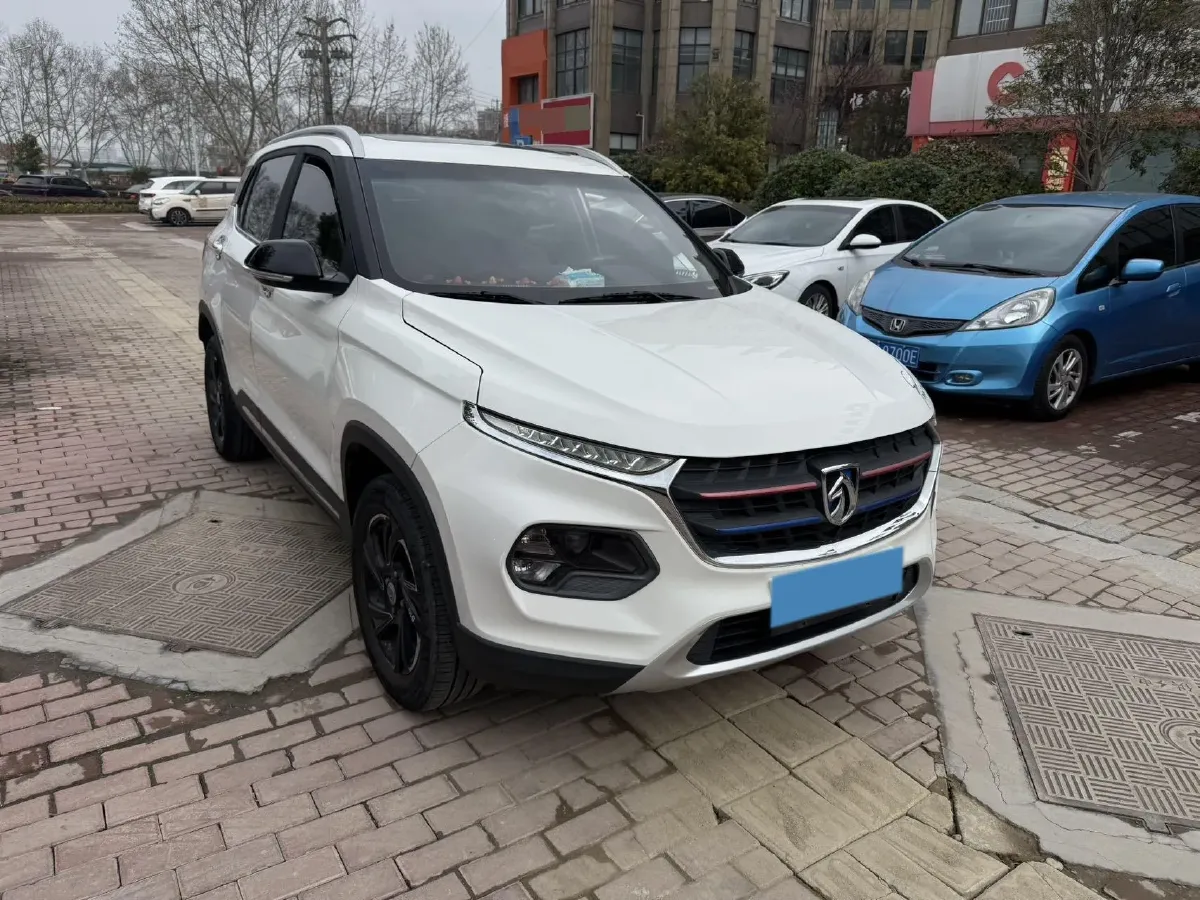 2018 KaiYi E3 1.6L 110HP L4 5MT,autocango,china used car exporter,china ev exporter,chinese used car exporter,chinese used ev exporter