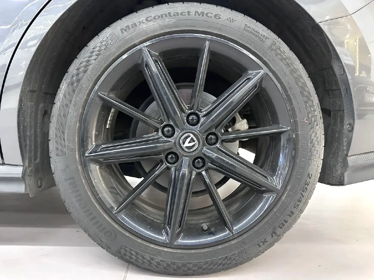 2022 ChangAn UNI-V 1.5T 188HP L4 7DCT,autocango,china used car exporter,china ev exporter,chinese used car exporter,chinese used ev exporter