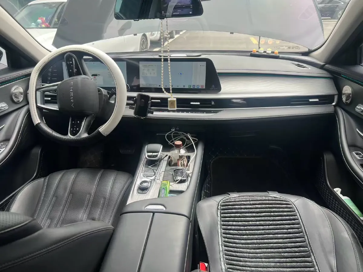 2024 Fulwin FulwinA8 1.5T 156HP L4 1DHT PHEV 18.3KWH,autocango,china used car exporter,china ev exporter,chinese used car exporter,chinese used ev exporter