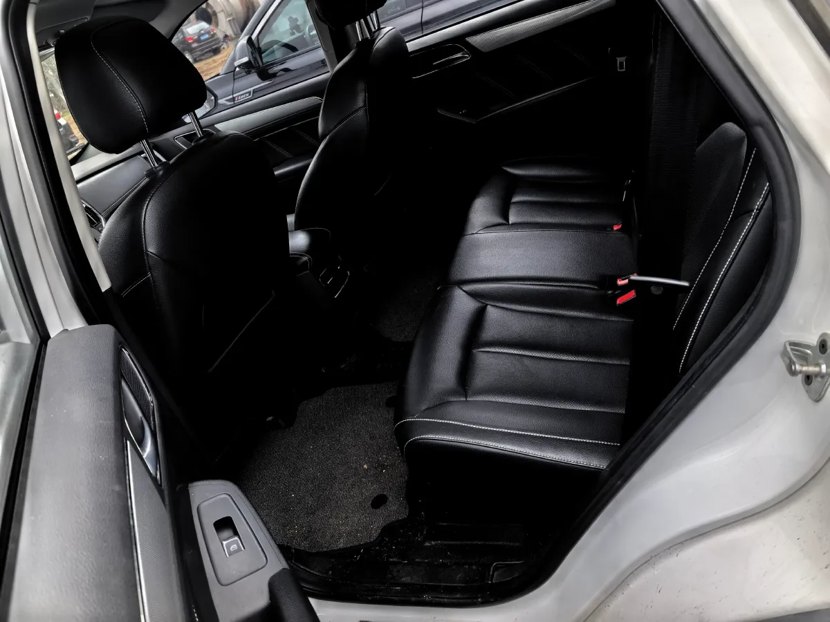 2018 Roewe RX5 1.5T 169HP L4 7DCT,autocango,china used car exporter,china ev exporter,chinese used car exporter,chinese used ev exporter