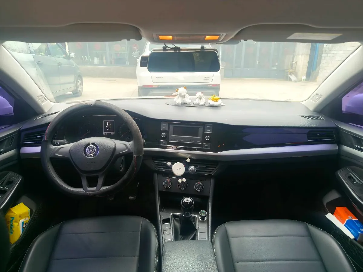 2019 MAXUS XinTu V80 2.5T 136HP L4 6MT,autocango,china used car exporter,china ev exporter,chinese used car exporter,chinese used ev exporter