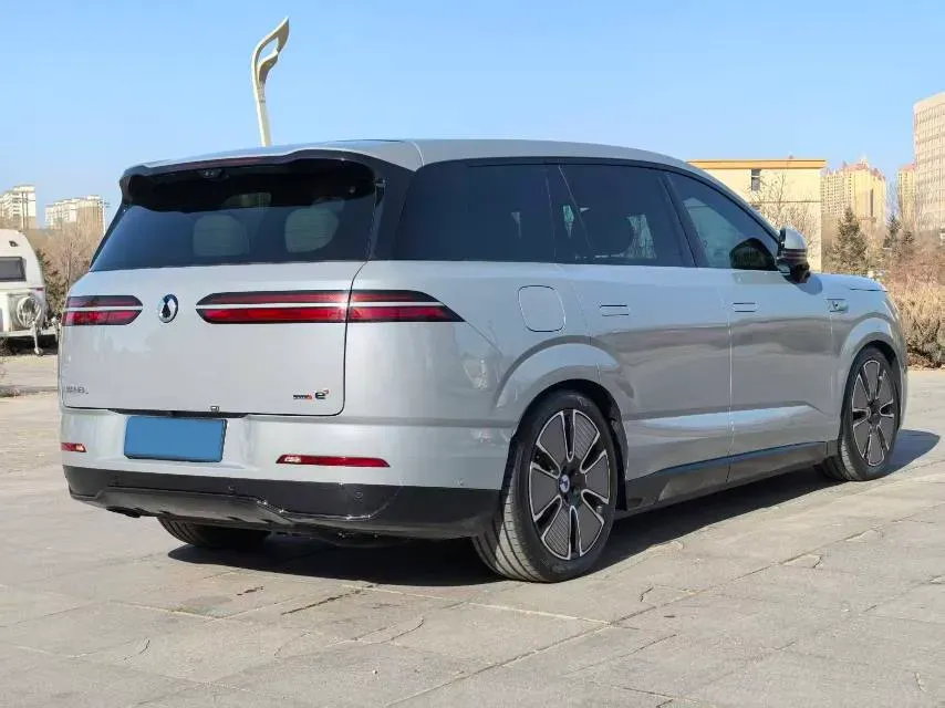 2025 Denza DenzaN8L 2.0T 207HP L4 E-CVT PHEV,autocango,china used car exporter,china ev exporter,chinese used car exporter,chinese used ev exporter