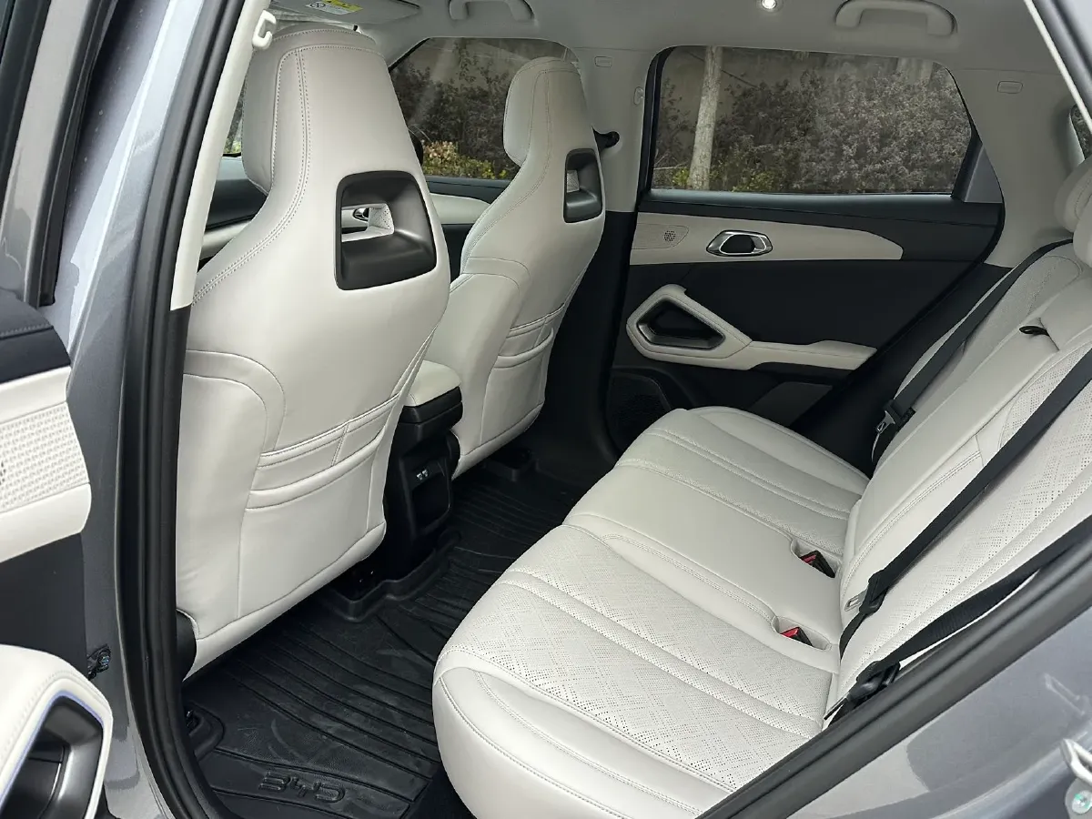 2024 BYD YuanUP BEV 45.12KWH,autocango,china used car exporter,china ev exporter,chinese used car exporter,chinese used ev exporter