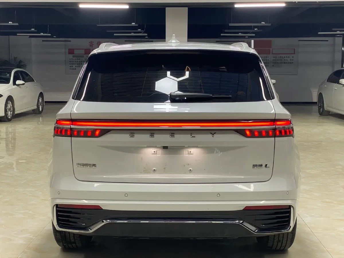 2021 Geely Monjaro 2.0T 218HP L4 7DCT,autocango,china used car exporter,china ev exporter,chinese used car exporter,chinese used ev exporter