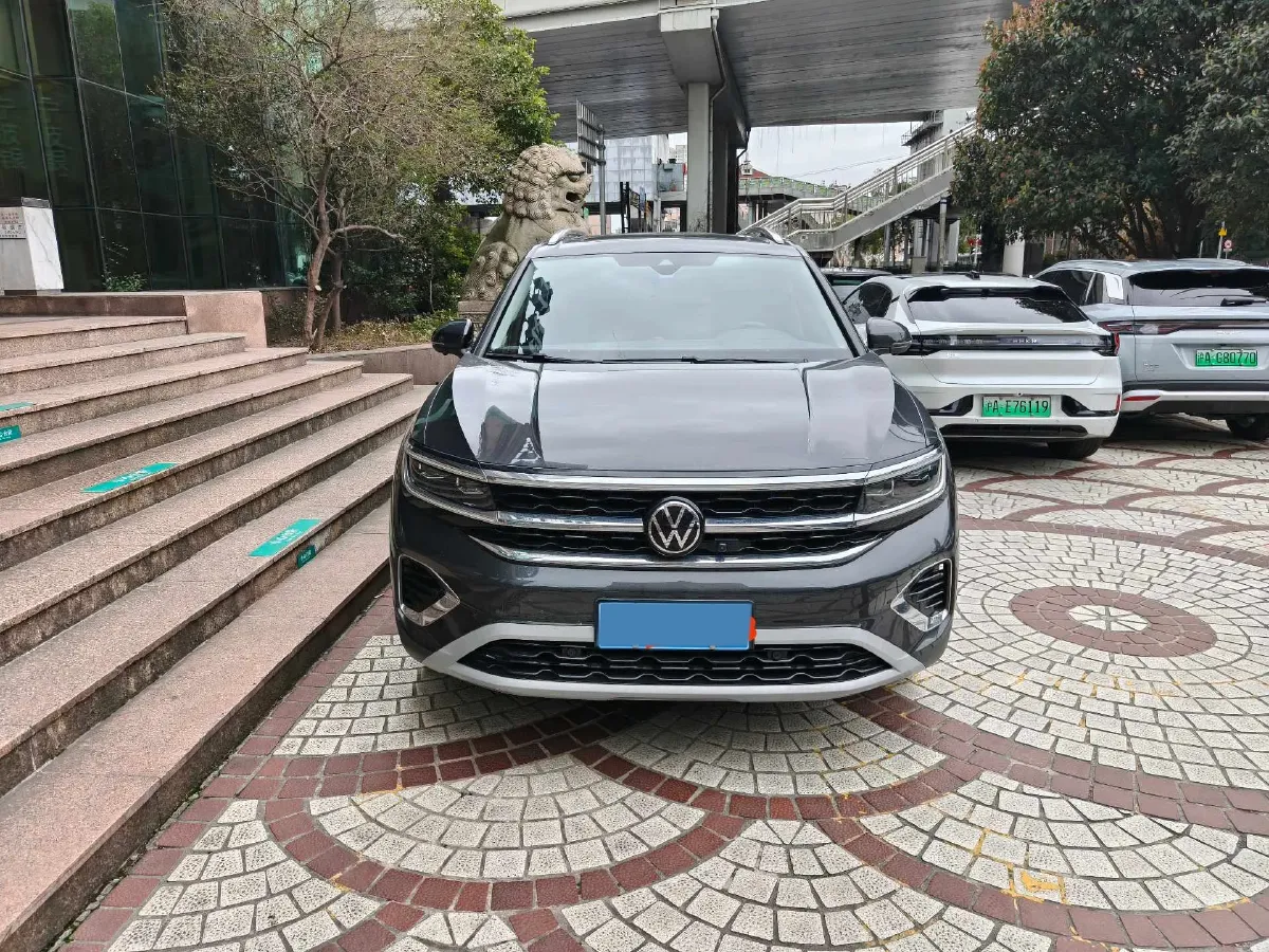 2022 Volkswagen Talagon 2.0T 220HP L4 7DCT,autocango,china used car exporter,china ev exporter,chinese used car exporter,chinese used ev exporter