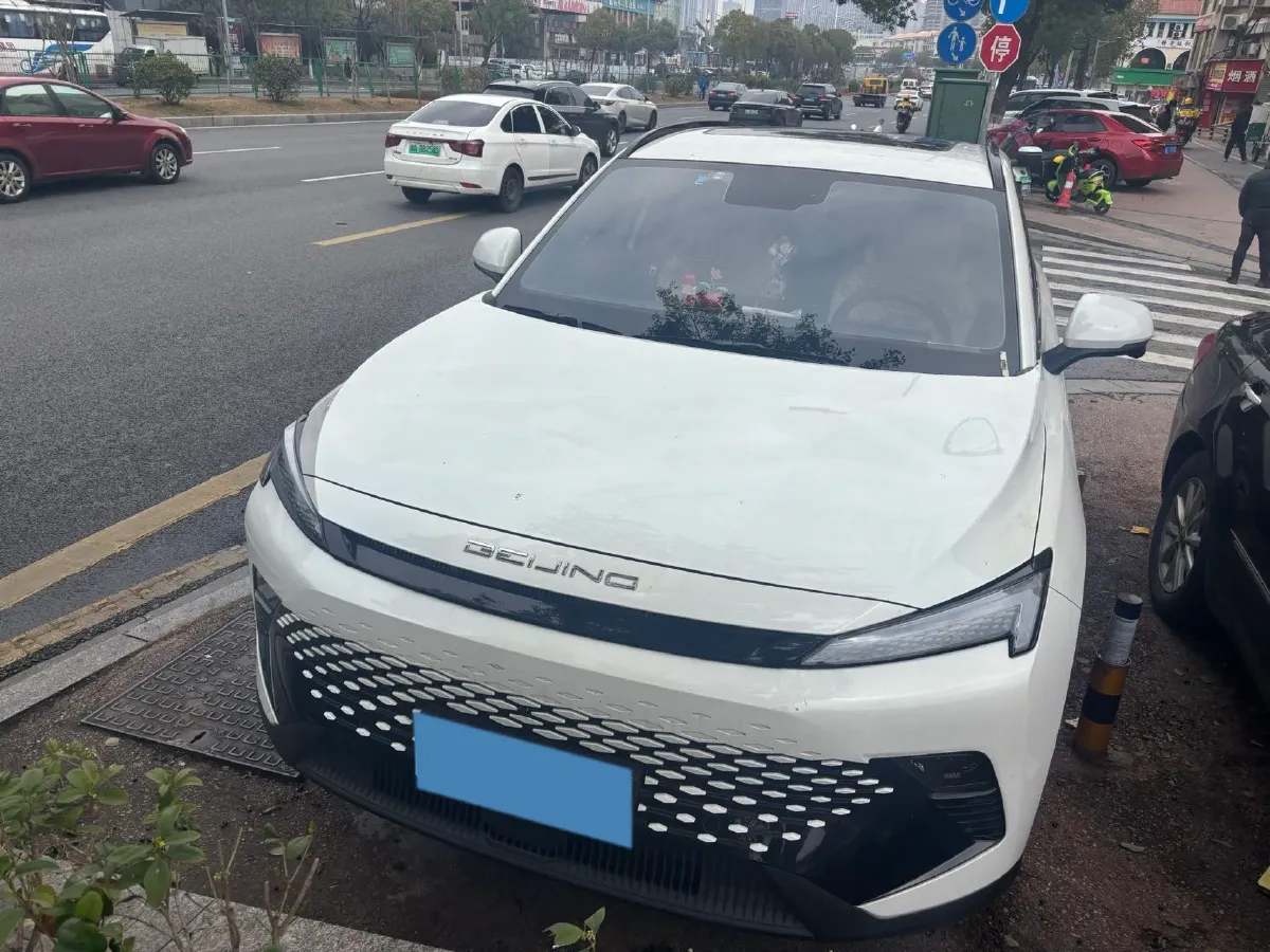 2023 BeiJing Auto Rubik 1.5T 188HP L4 7DCT,autocango,china used car exporter,china ev exporter,chinese used car exporter,chinese used ev exporter