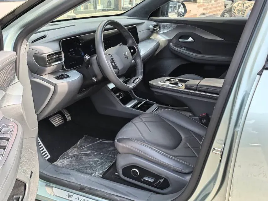 2023 ARCFOX αS BEV 93.6KWH,autocango,china used car exporter,china ev exporter,chinese used car exporter,chinese used ev exporter