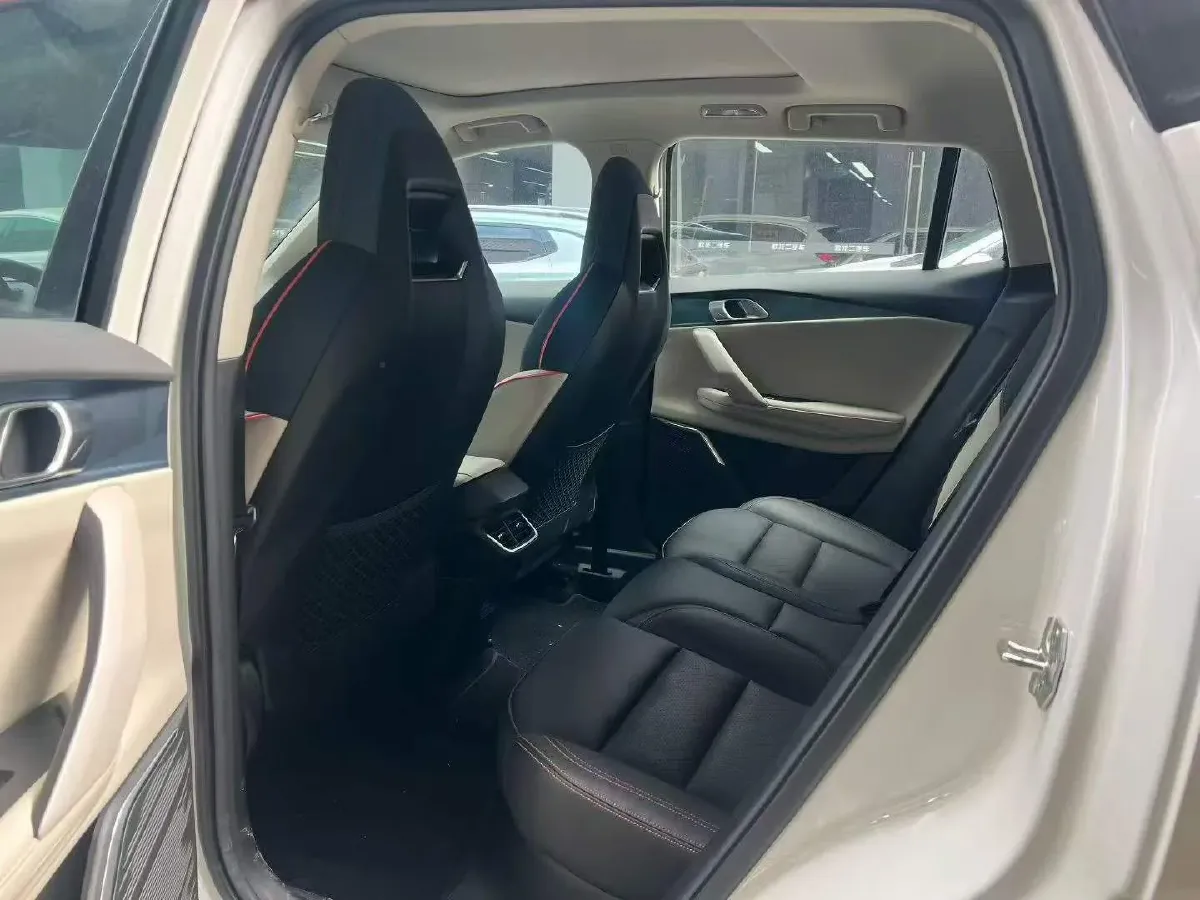 2020 LYNK&CO 06 1.5T 177HP L3 7DCT,autocango,china used car exporter,china ev exporter,chinese used car exporter,chinese used ev exporter