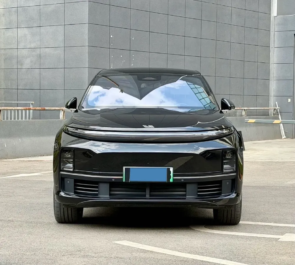 2024 Li L7 Range Extended 154HP REEV 42.8KWH,autocango,china used car exporter,china ev exporter,chinese used car exporter,chinese used ev exporter