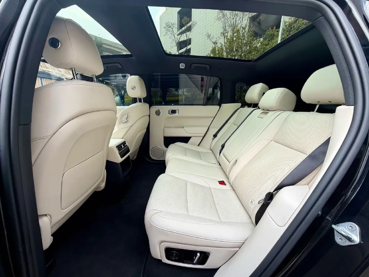 2024 Li L7 Range Extended 154HP REEV 42.8KWH,autocango,china used car exporter,china ev exporter,chinese used car exporter,chinese used ev exporter