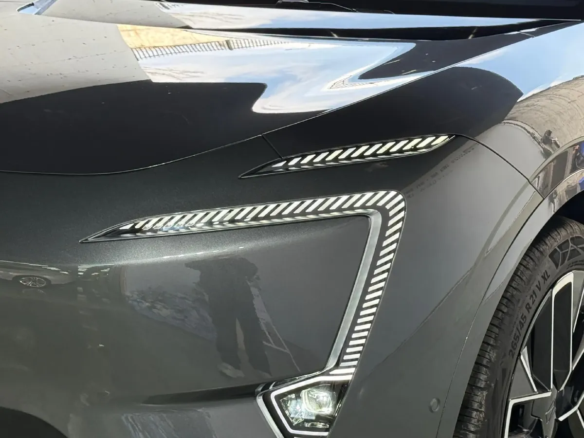 2023 Avatr 11 BEV 116KWH,autocango,china used car exporter,china ev exporter,chinese used car exporter,chinese used ev exporter