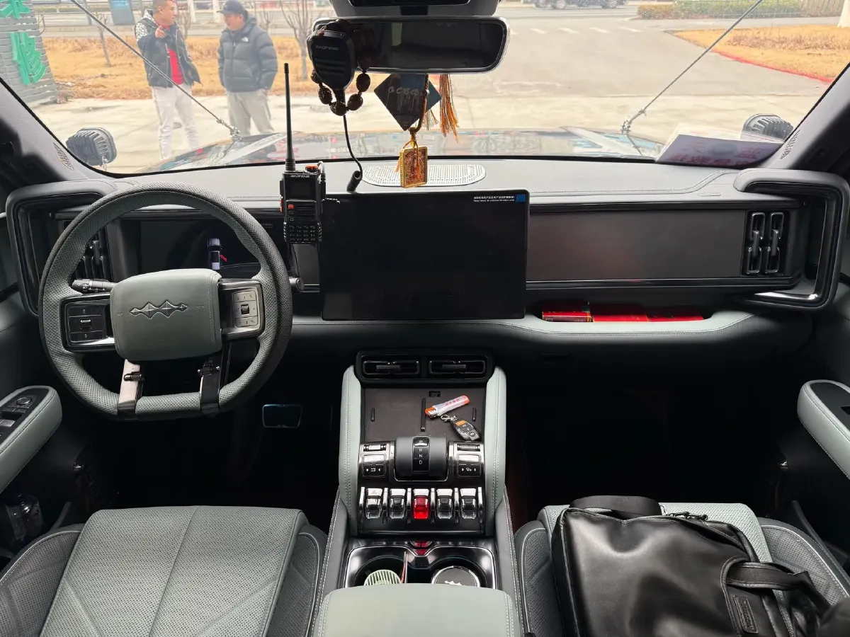 2023 FangChengBao Bao 5 1.5T 194HP L4 E-CVT PHEV 31.8KWH,autocango,china used car exporter,china ev exporter,chinese used car exporter,chinese used ev exporter