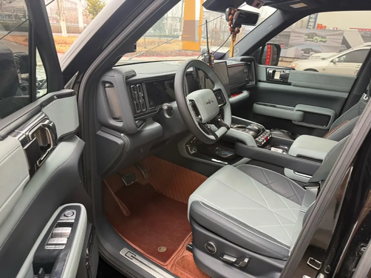 2023 FangChengBao Bao 5 1.5T 194HP L4 E-CVT PHEV 31.8KWH,autocango,china used car exporter,china ev exporter,chinese used car exporter,chinese used ev exporter