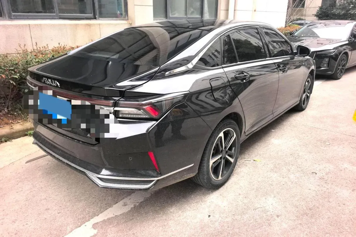 2024 DongFeng Aeolus YiXuan MAX 1.5T 197HP L4 7DCT,autocango,china used car exporter,china ev exporter,chinese used car exporter,chinese used ev exporter
