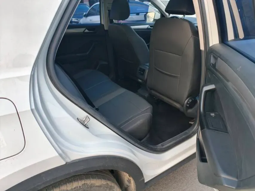 2022 Volkswagen T-Roc 1.4T 150HP L4 7DCT,autocango,china used car exporter,china ev exporter,chinese used car exporter,chinese used ev exporter