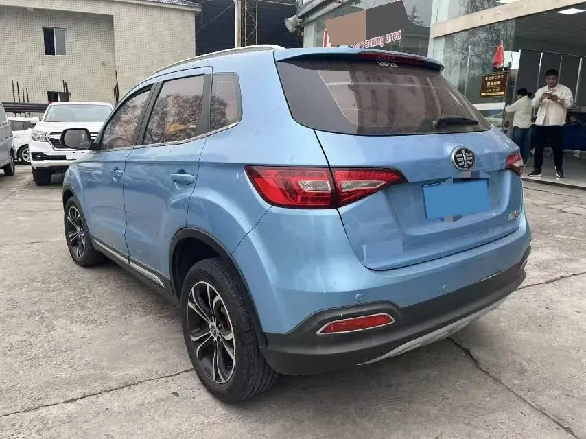 2017 FAW Senia R7 1.6L 116HP L4 6AT,autocango,china used car exporter,china ev exporter,chinese used car exporter,chinese used ev exporter
