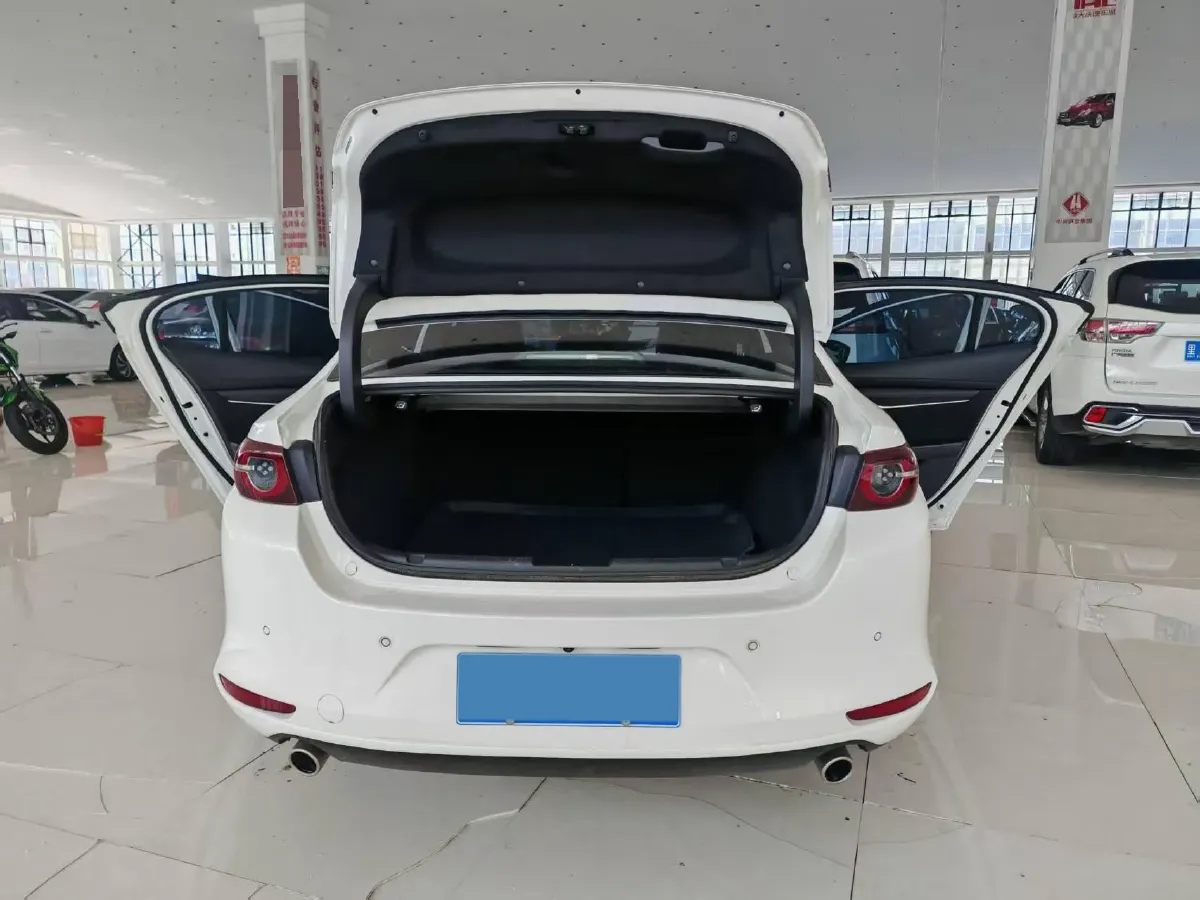 2023 Mazda 3 Axela 2.0L 158HP L4 6AT,autocango,china used car exporter,china ev exporter,chinese used car exporter,chinese used ev exporter