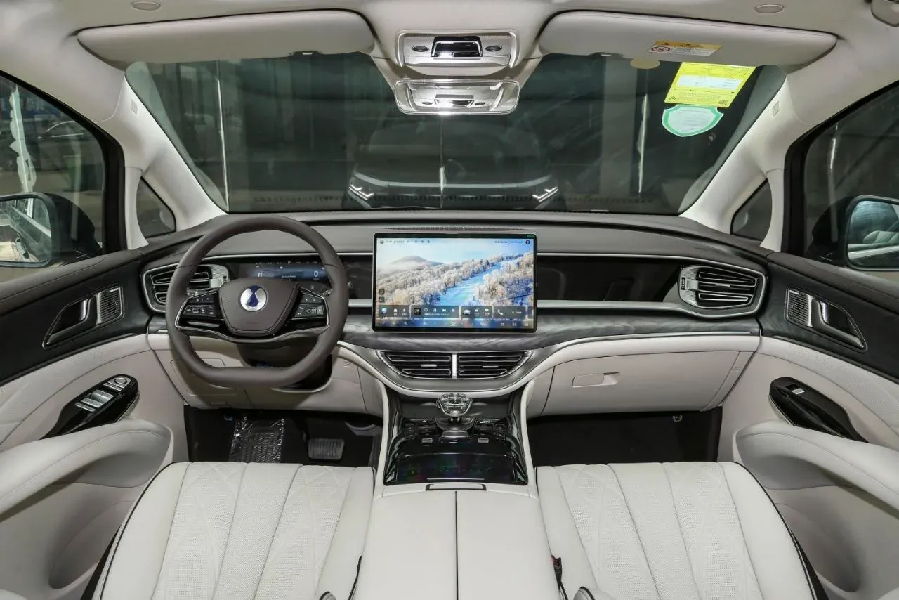 2024 Denza D9 1.5T 139HP L4 E-CVT PHEV 20.39KWH,autocango,china used car exporter,china ev exporter,chinese used car exporter,chinese used ev exporter