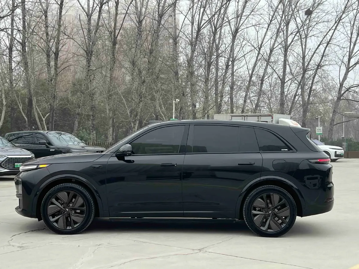 2024 Li L7 Range Extended 154HP REEV 42.8KWH,autocango,china used car exporter,china ev exporter,chinese used car exporter,chinese used ev exporter