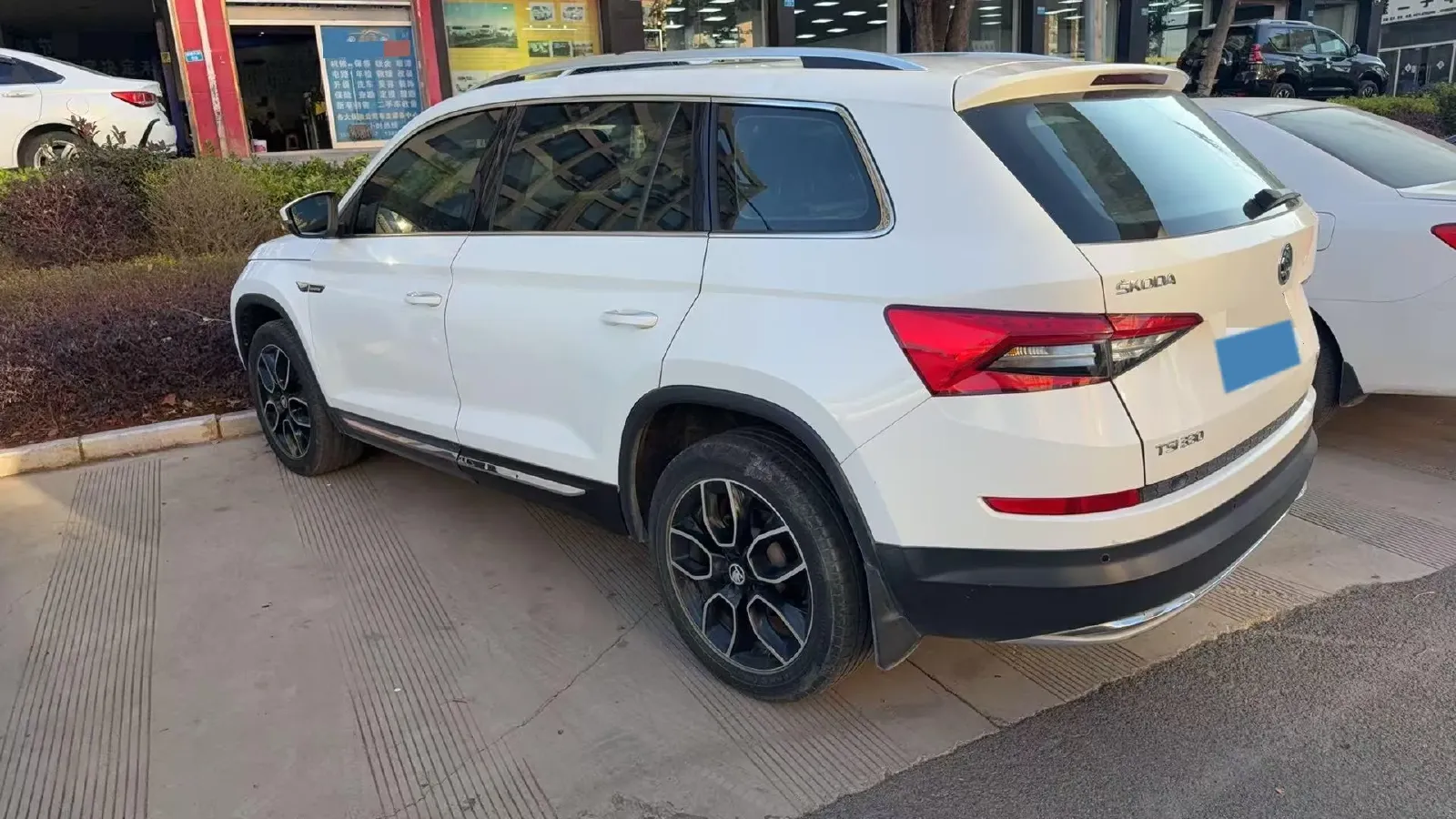 2018 Skoda Kodiak 2.0T 186HP L4 7DCT,autocango,china used car exporter,china ev exporter,chinese used car exporter,chinese used ev exporter