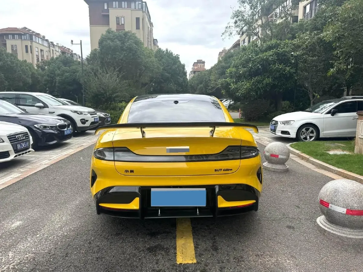 2025 MI SU7 Ultra BEV 93.7KWH,autocango,china used car exporter,china ev exporter,chinese used car exporter,chinese used ev exporter