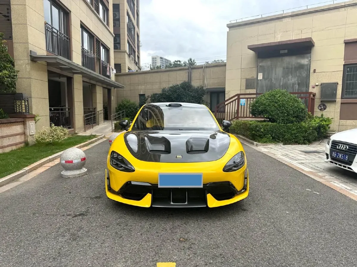 2025 MI SU7 Ultra BEV 93.7KWH,autocango,china used car exporter,china ev exporter,chinese used car exporter,chinese used ev exporter