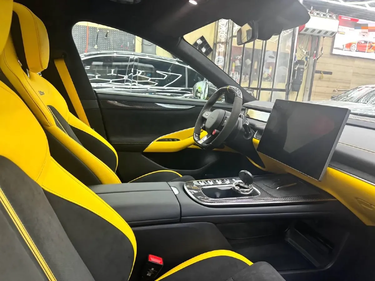 2025 MI SU7 Ultra BEV 93.7KWH,autocango,china used car exporter,china ev exporter,chinese used car exporter,chinese used ev exporter