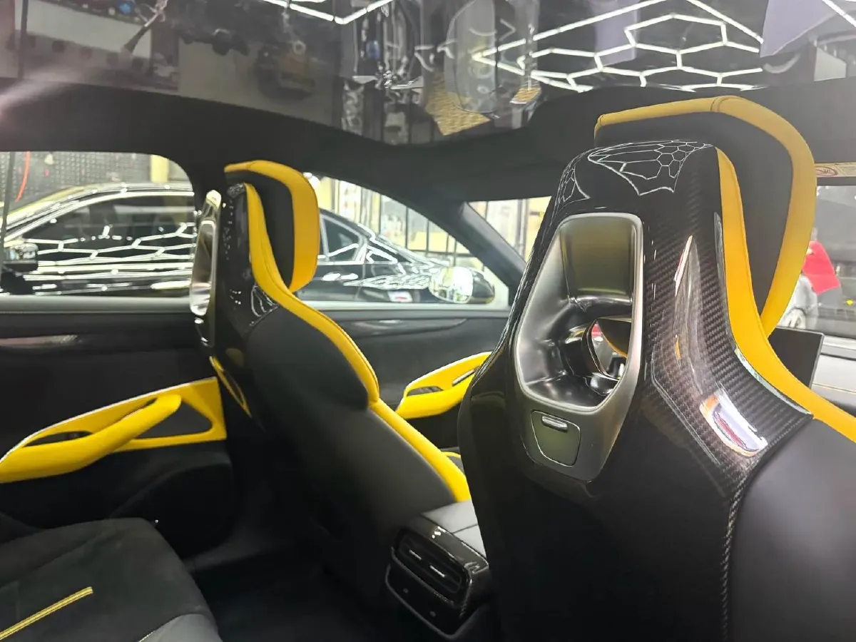 2025 MI SU7 Ultra BEV 93.7KWH,autocango,china used car exporter,china ev exporter,chinese used car exporter,chinese used ev exporter