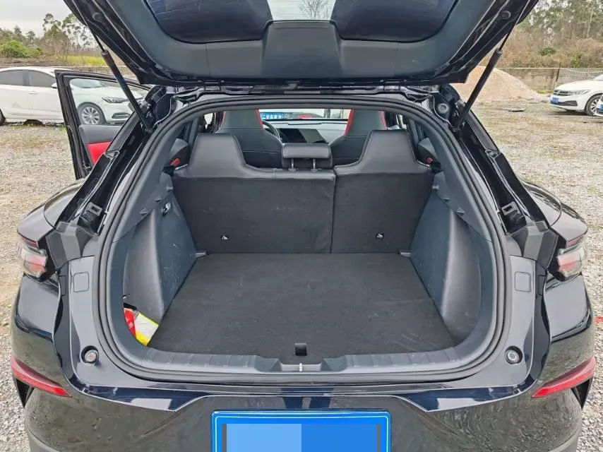 2020 ChangAn UNI-T 1.5T 180HP L4 7DCT,autocango,china used car exporter,china ev exporter,chinese used car exporter,chinese used ev exporter