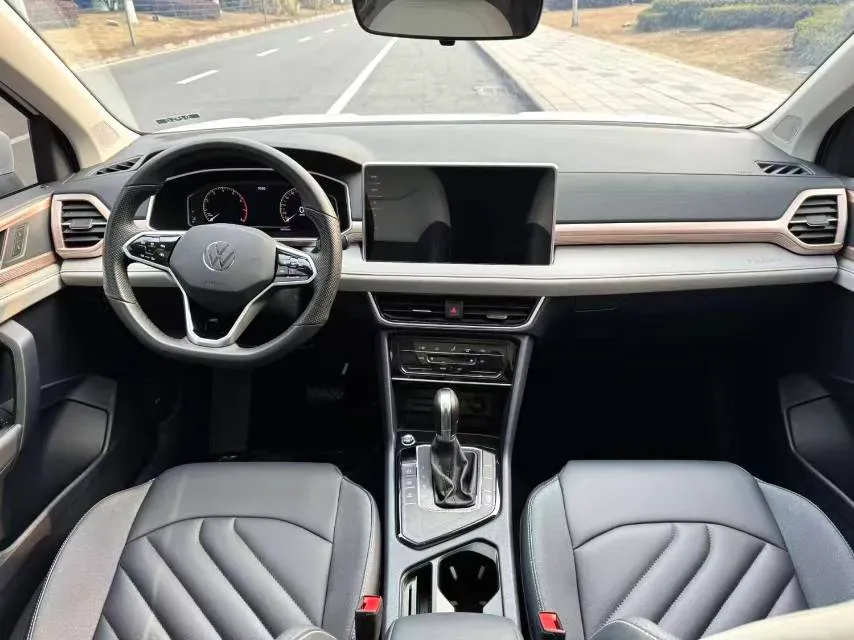 2023 Volkswagen Tharu 1.5T 160HP L4 7DCT,autocango,china used car exporter,china ev exporter,chinese used car exporter,chinese used ev exporter