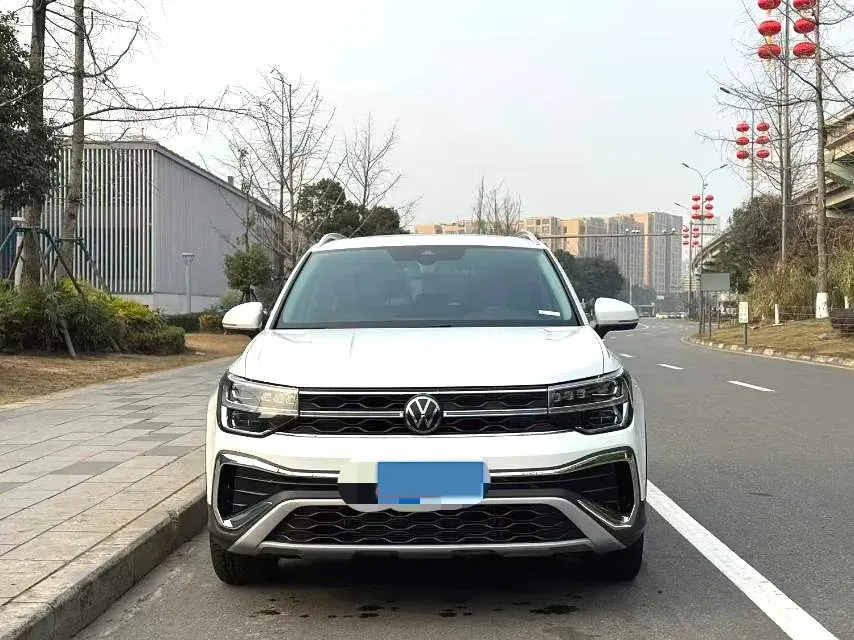 2023 Volkswagen Tharu 1.5T 160HP L4 7DCT,autocango,china used car exporter,china ev exporter,chinese used car exporter,chinese used ev exporter