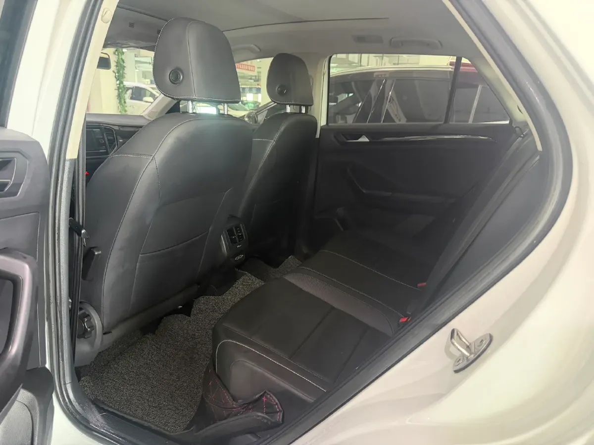 2018 Borgward BX5 1.8T 190HP L4 6AT,autocango,china used car exporter,china ev exporter,chinese used car exporter,chinese used ev exporter