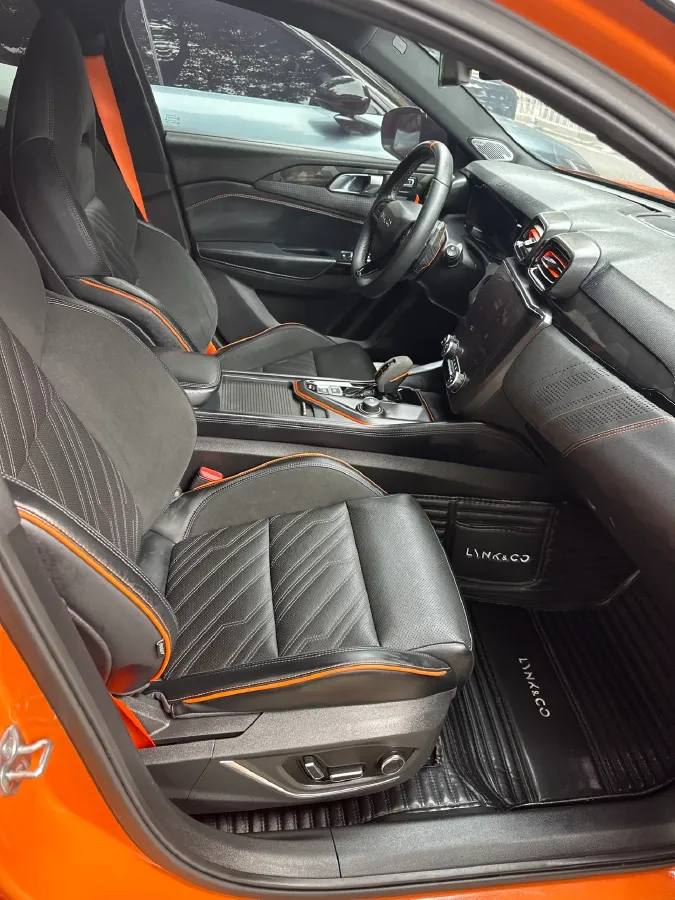 2021 LYNK&CO 02 Hatchback 2.0T 254HP L4 8AT,autocango,china used car exporter,china ev exporter,chinese used car exporter,chinese used ev exporter