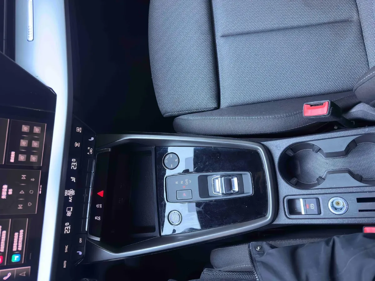 2021 Audi A3 1.4T 150HP L4 7DCT,autocango,china used car exporter,china ev exporter,chinese used car exporter,chinese used ev exporter