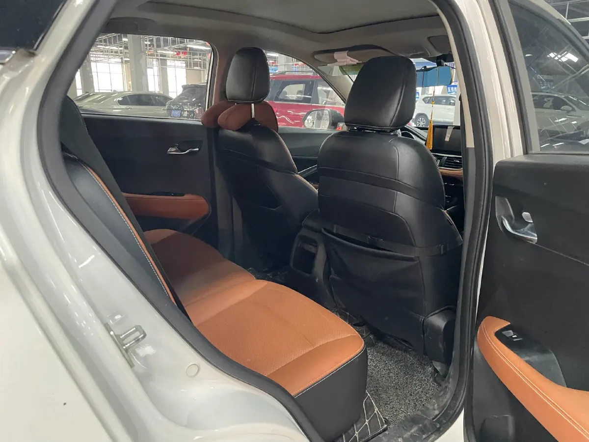 2019 Bestune X40 1.6L 114HP L4 5MT,autocango,china used car exporter,china ev exporter,chinese used car exporter,chinese used ev exporter
