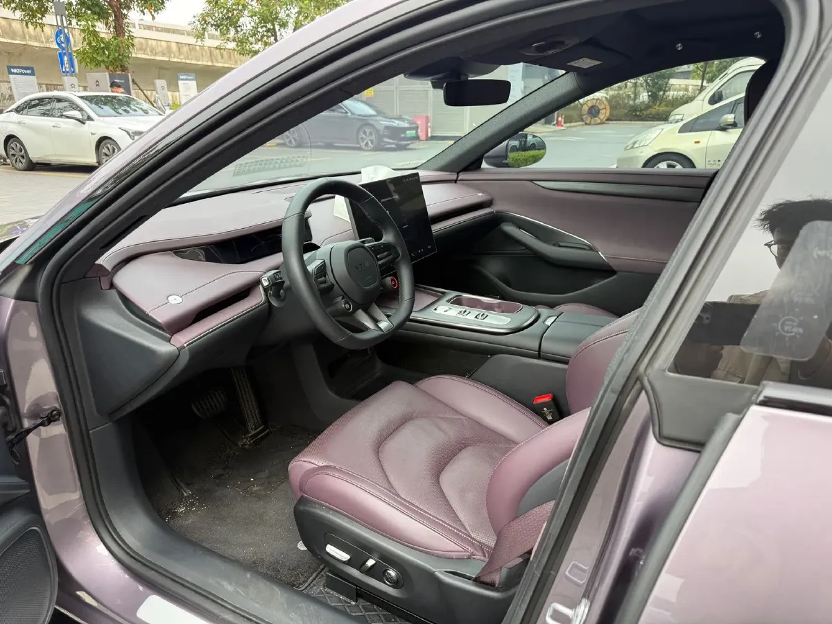 2024 MI SU7 BEV 73.6KWH,autocango,china used car exporter,china ev exporter,chinese used car exporter,chinese used ev exporter