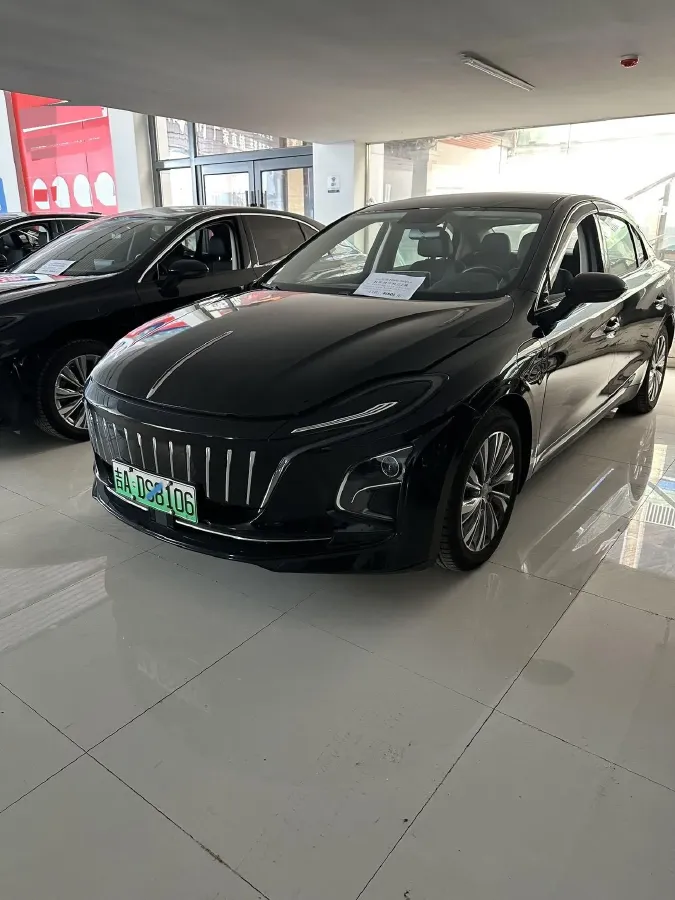 2024 HongQi E-QM5 BEV 72KWH,autocango,china used car exporter,china ev exporter,chinese used car exporter,chinese used ev exporter