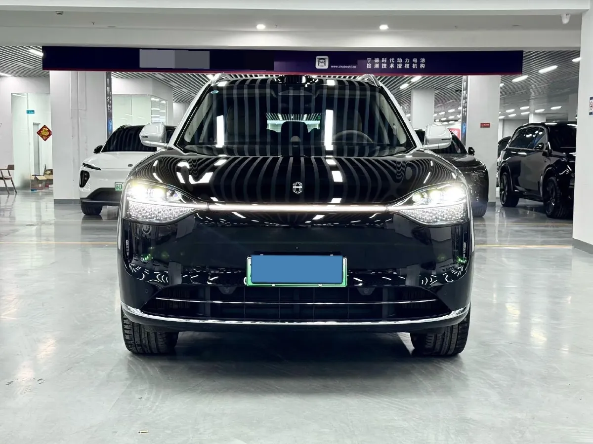 2025 AITO AITO M9 REEV 160HP REEV,autocango,china used car exporter,china ev exporter,chinese used car exporter,chinese used ev exporter