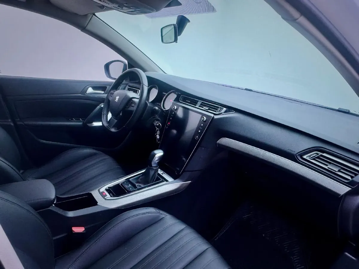 2019 Peugeot 408 1.2T 136HP L3 6DCT,autocango,china used car exporter,china ev exporter,chinese used car exporter,chinese used ev exporter