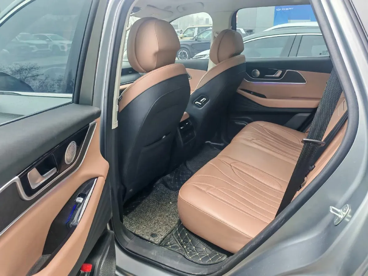 2024 Chery Tiggo8L 2.0T 254HP L4 8AT,autocango,china used car exporter,china ev exporter,chinese used car exporter,chinese used ev exporter