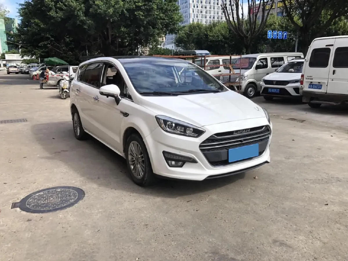 2017 LiFan XuanLang 1.8L 133HP L4 5MT,autocango,china used car exporter,china ev exporter,chinese used car exporter,chinese used ev exporter