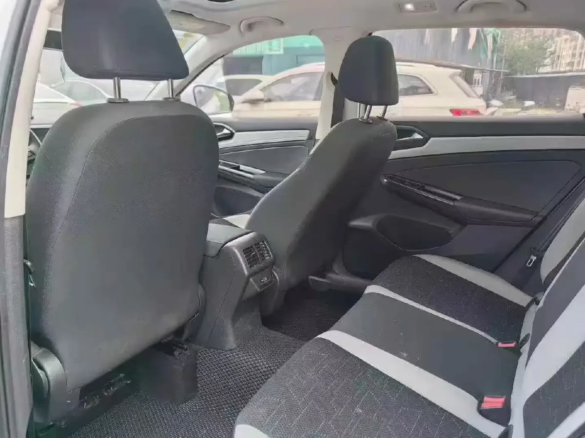 2023 Jetta VS7 1.4T 150HP L4 6AT,autocango,china used car exporter,china ev exporter,chinese used car exporter,chinese used ev exporter