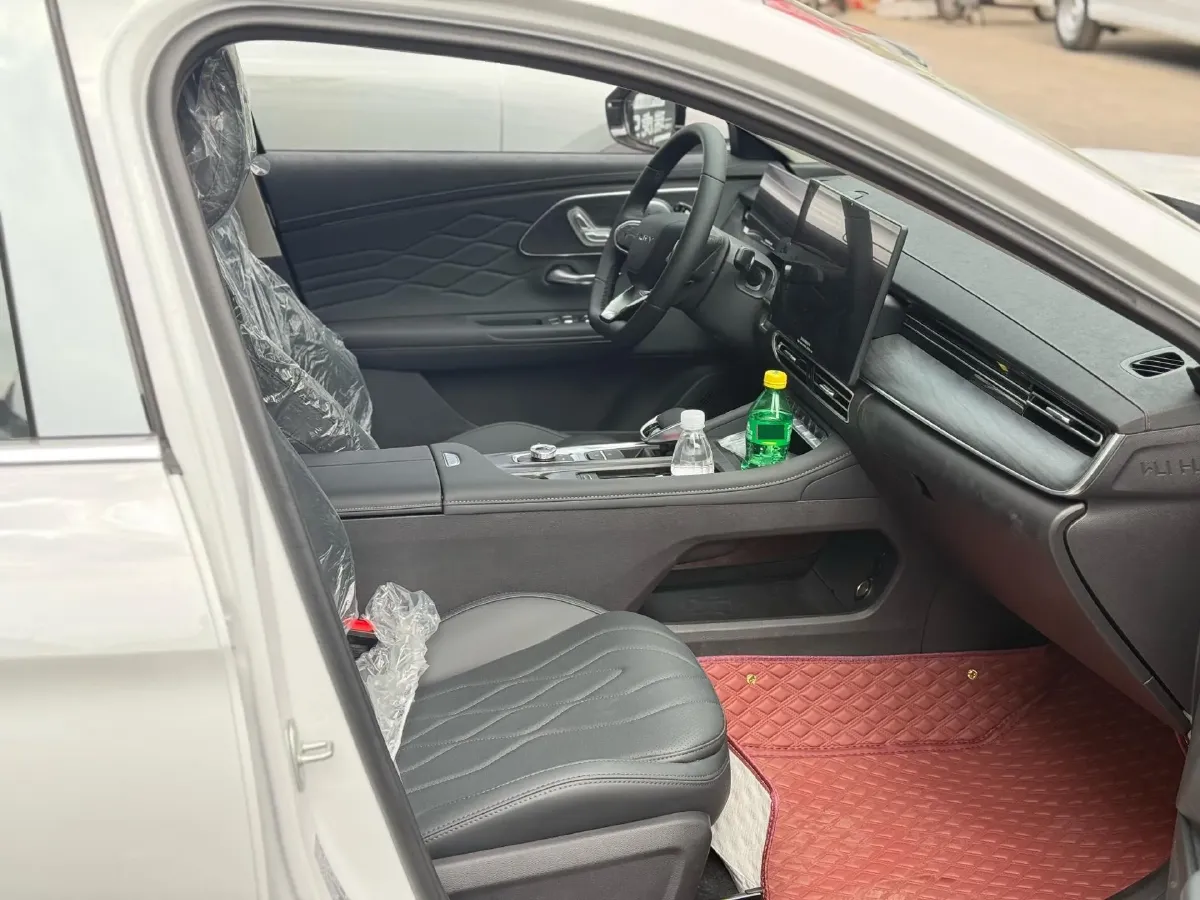 2025 Chery Arrizo 8 Pro 1.6T 197HP L4 7DCT,autocango,china used car exporter,china ev exporter,chinese used car exporter,chinese used ev exporter